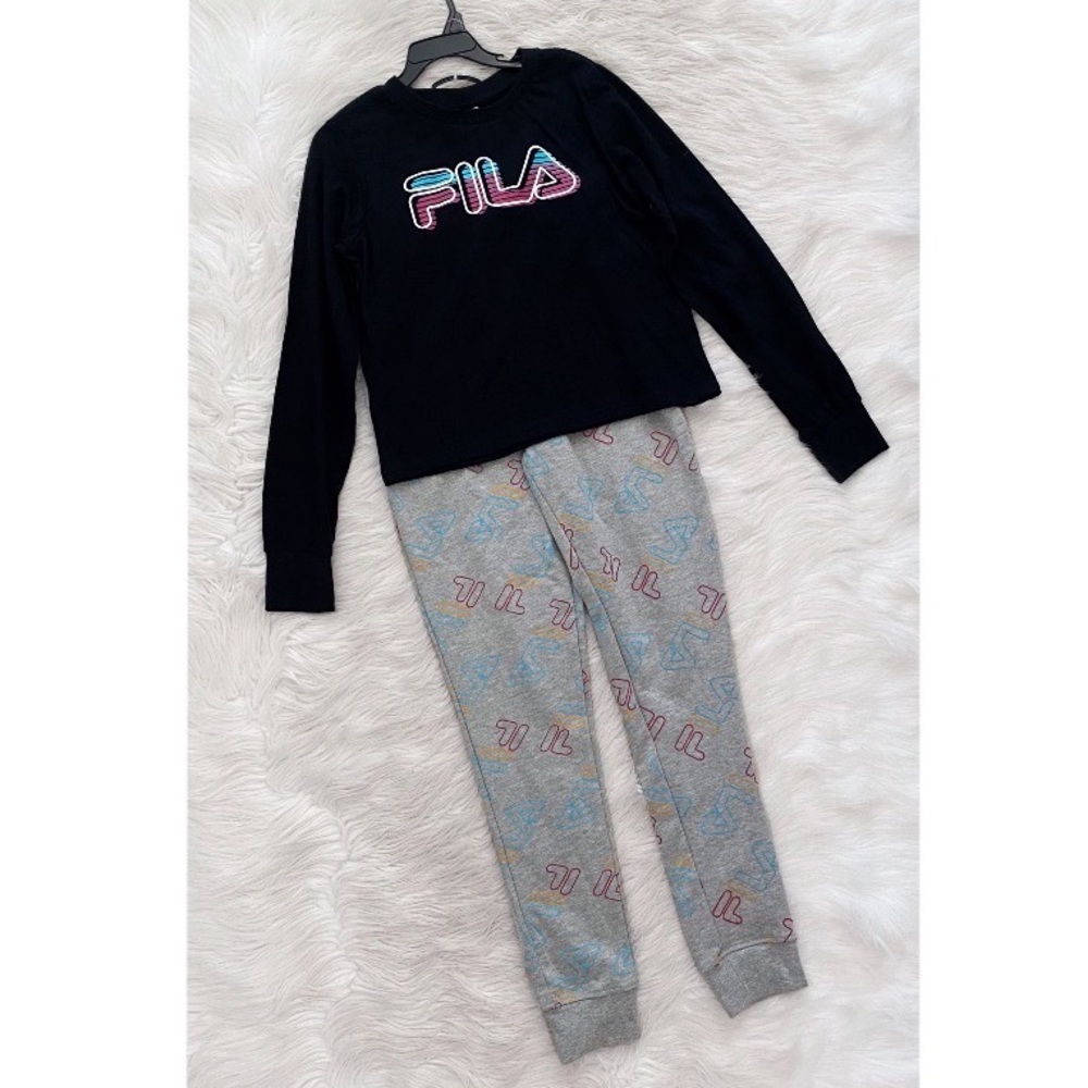 Fila Black Sweatshirt Gray Logo Sweatpants Set
